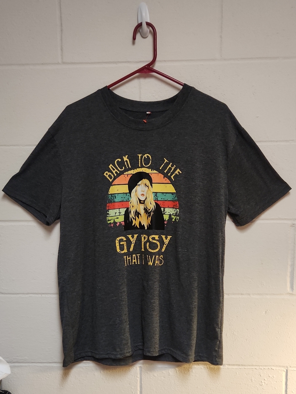 Women's Dark Gray Short Sleeve Graphic Tee - 'Back to the Gypsy' Sz XL